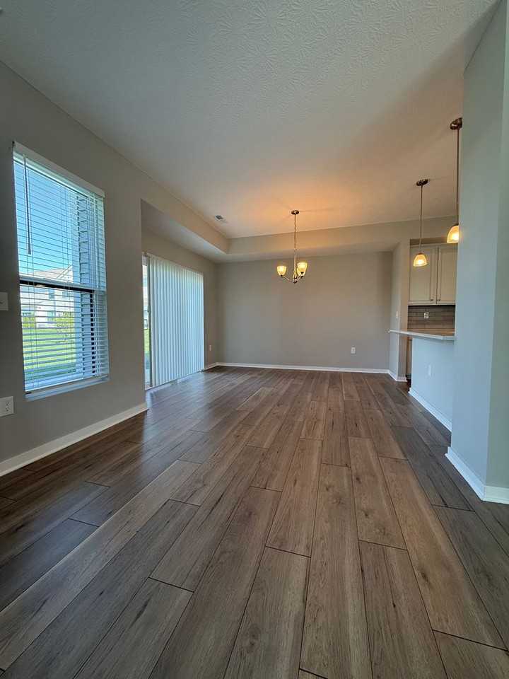 6053 Miranda Ln - Photo 5 of 29