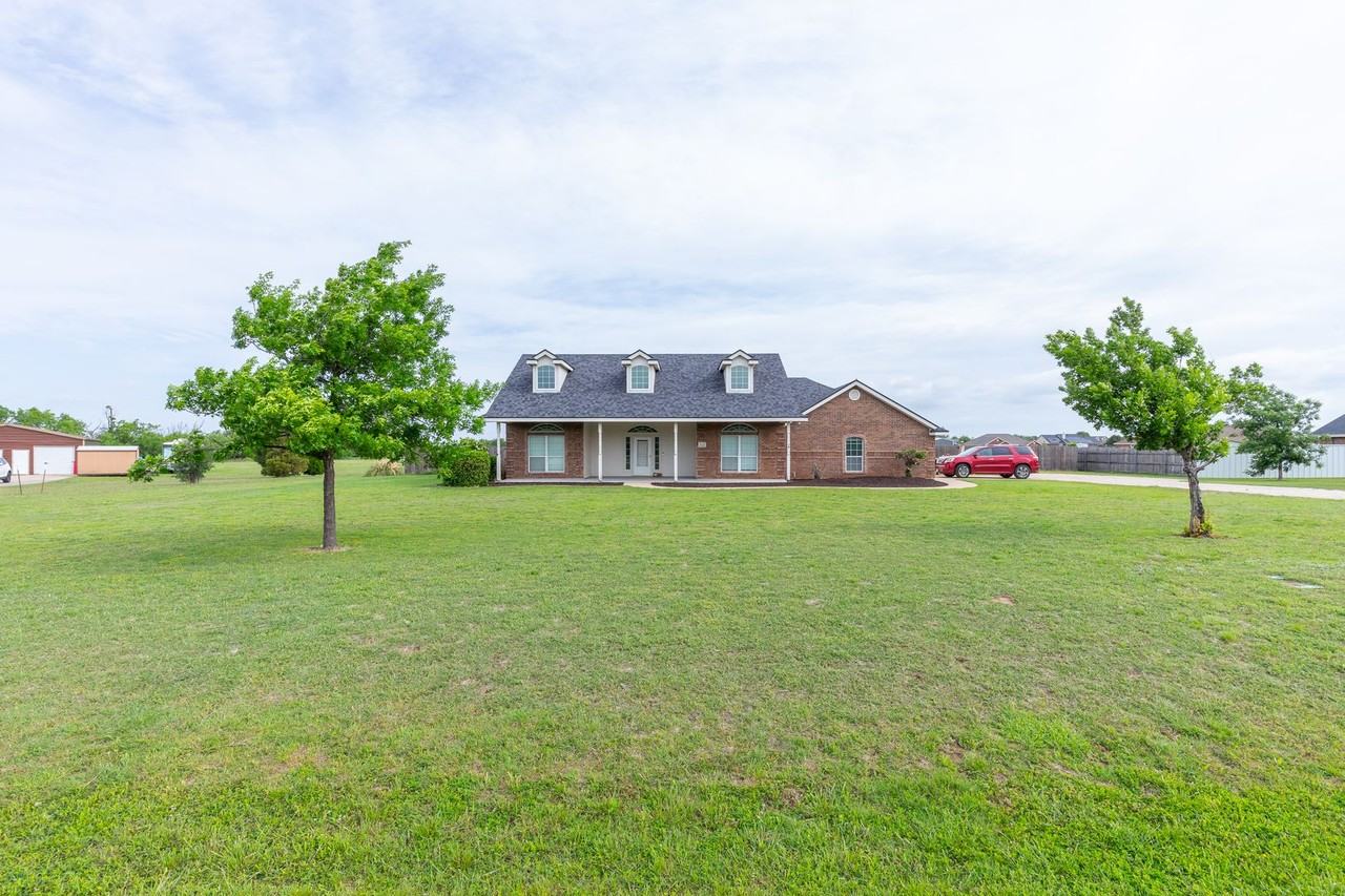 222 Sugar Biscuit Ln - Photo 2 of 45