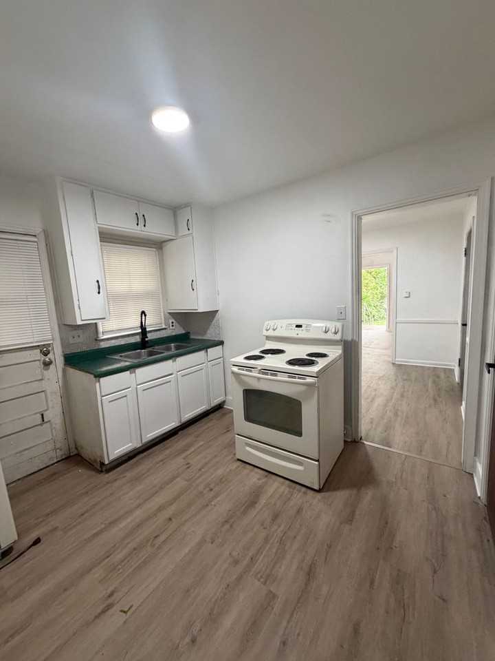 3461 N Dequincy St - Photo 3 of 6
