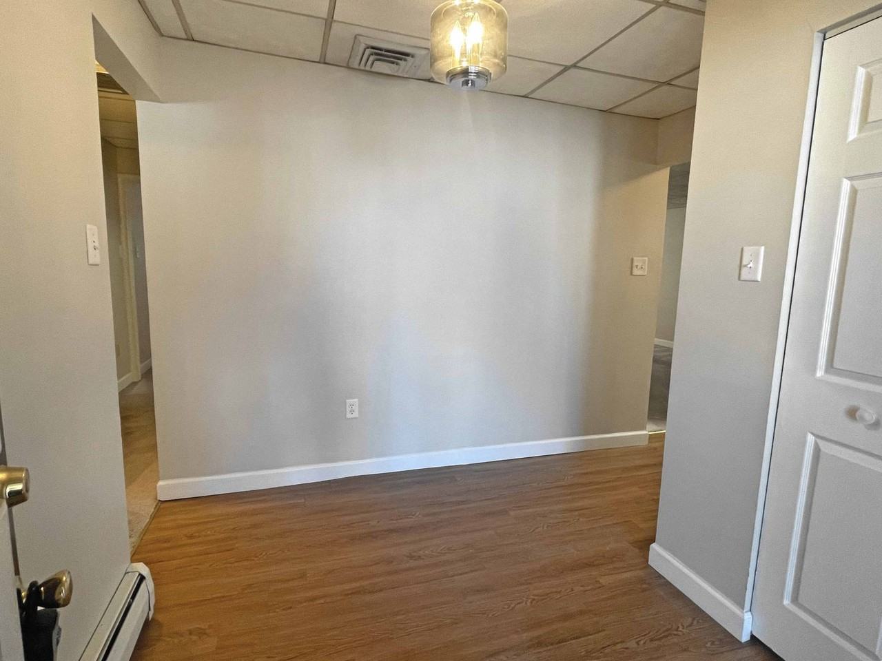 210 W Dauphin St - Photo 4 of 20