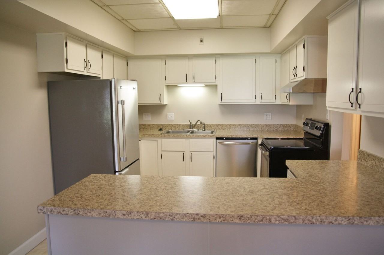 210 W Dauphin St - Photo 6 of 20