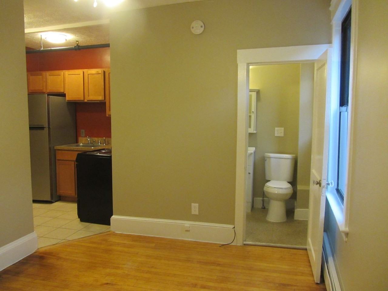 32 Alfred St - Photo 7 of 20