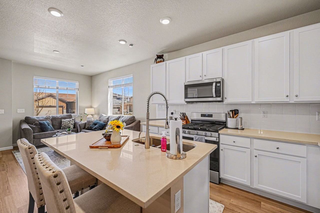 18240 Caffey Dr - Photo 7 of 20