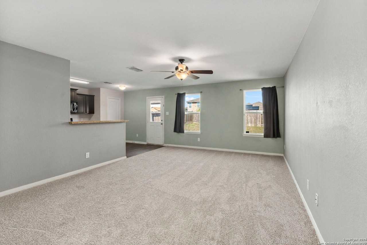 12355 Mahoney Ml - Photo 4 of 18