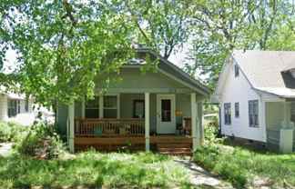 1270 Sw Wayne Ave - Photo 1 of 1