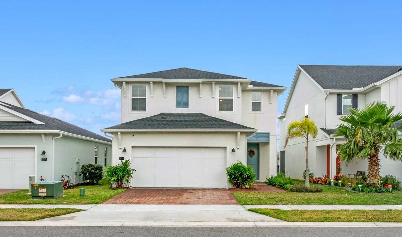 3835 Corona Ct - Photo 2 of 50