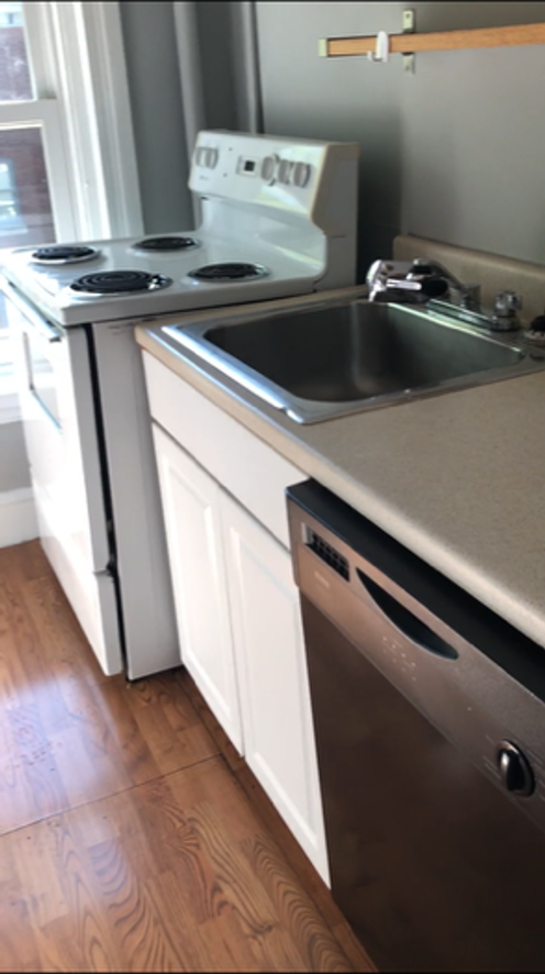 223 S Walnut St - Photo 6 of 13