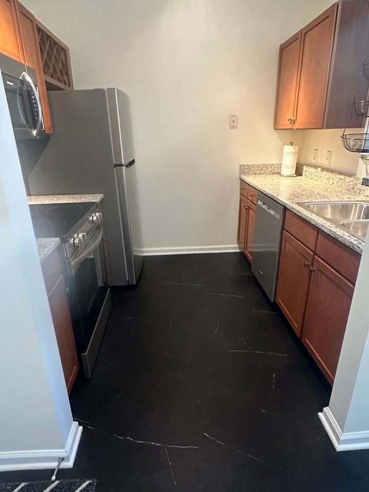 770 Walker Sq Apt 3c - Photo 6 of 33