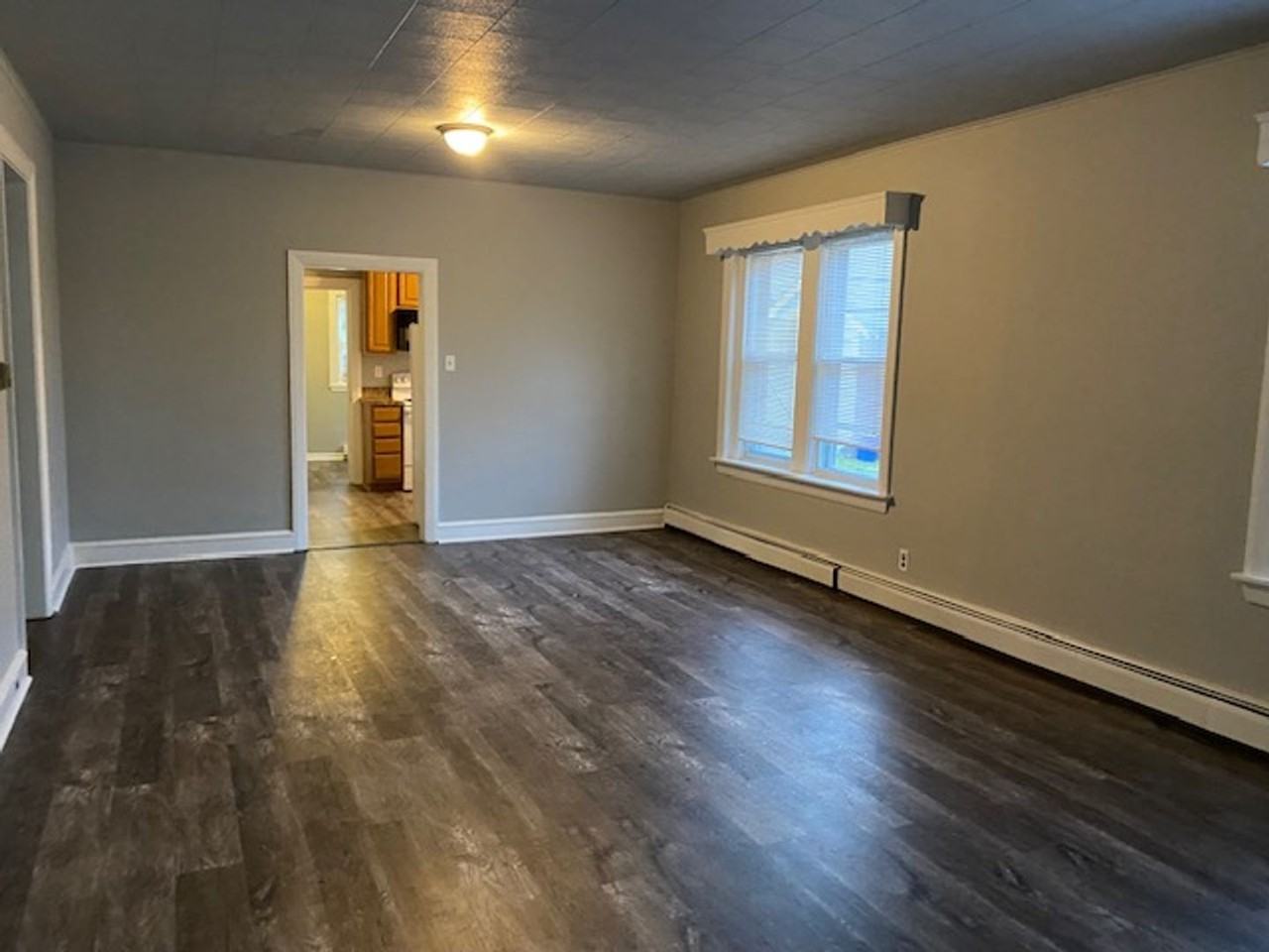 121 Sharpless St - Photo 2 of 18
