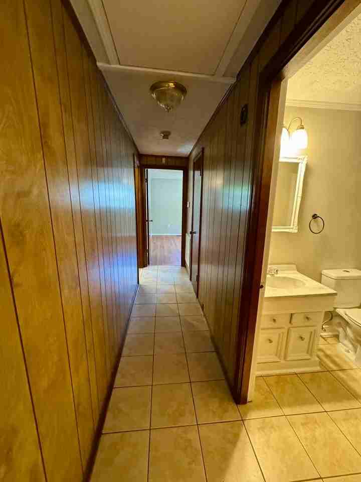 119 Morris Ave - Photo 7 of 18