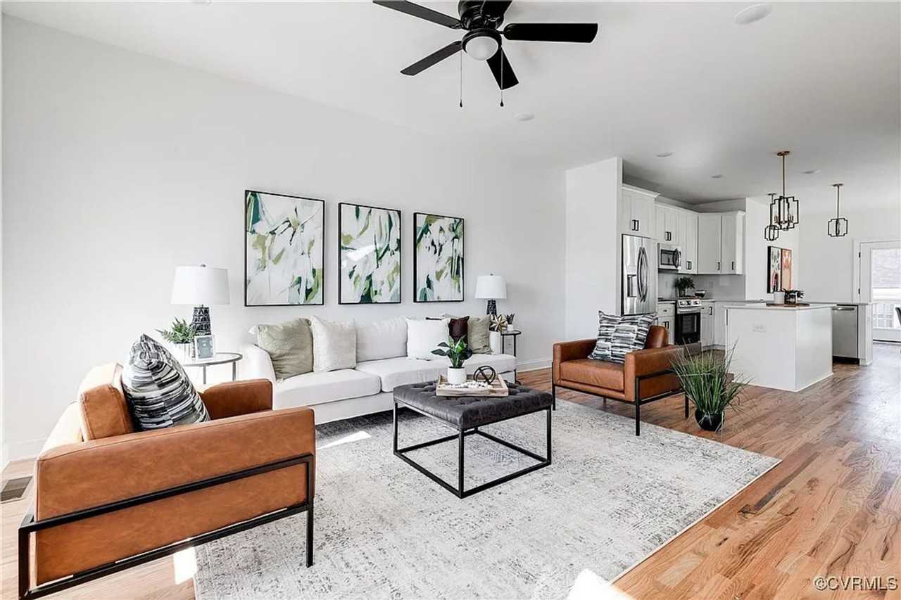 3222 N St - Photo 4 of 30