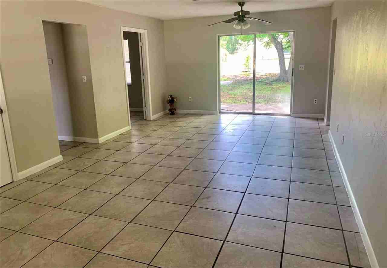 3482 Se 137th St - Photo 3 of 15