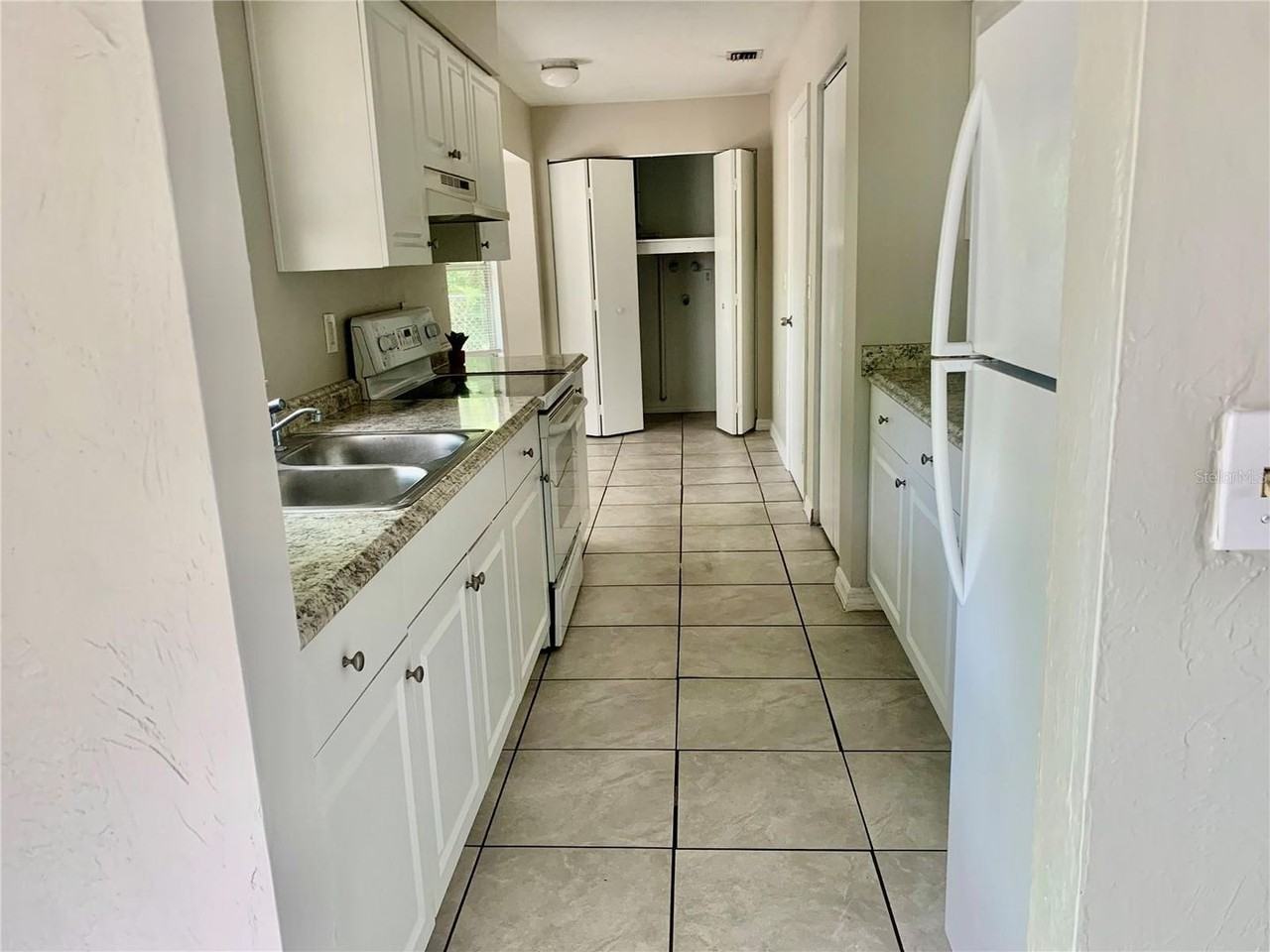 3482 Se 137th St - Photo 4 of 15