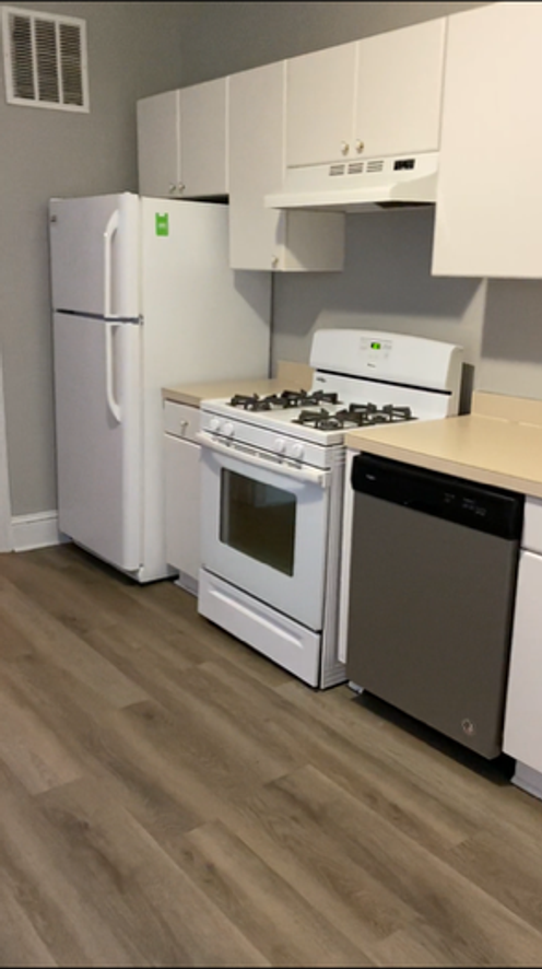 144 W Union St - Photo 5 of 11