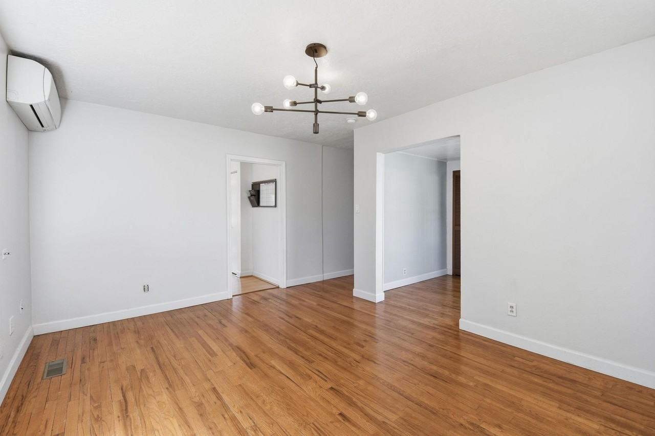 317 9th Ave - Photo 4 of 22