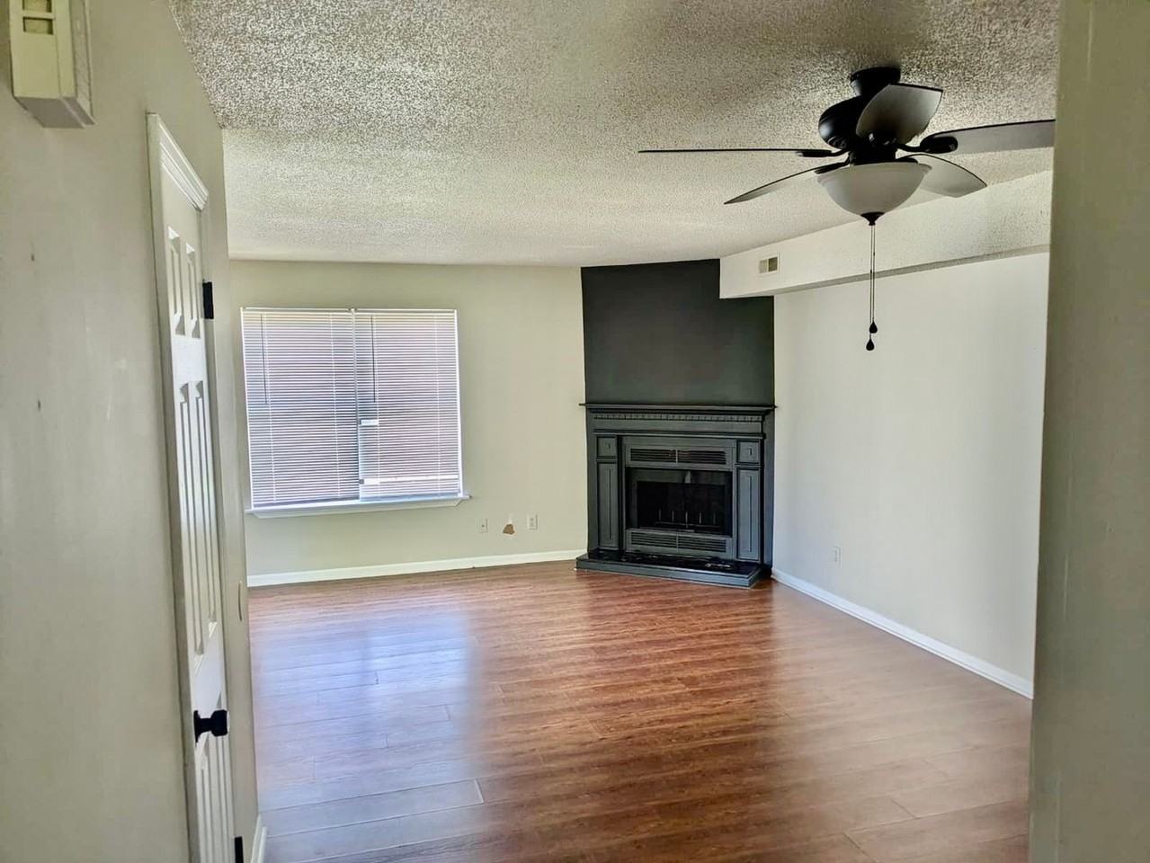 143 Montague Dr - Photo 2 of 18