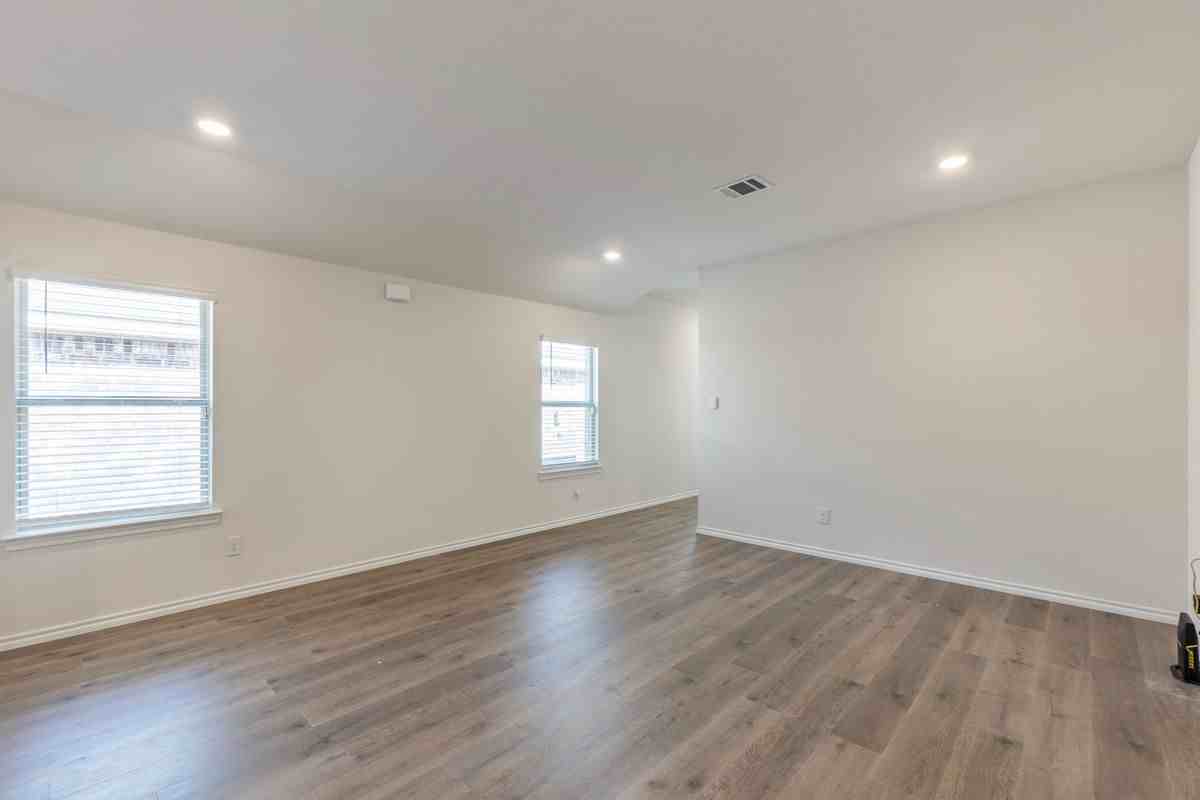 2008 Bailer Way - Photo 7 of 25