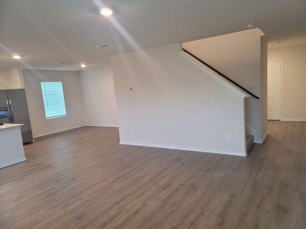 1117 Northfield Drive - Photo 5 of 20