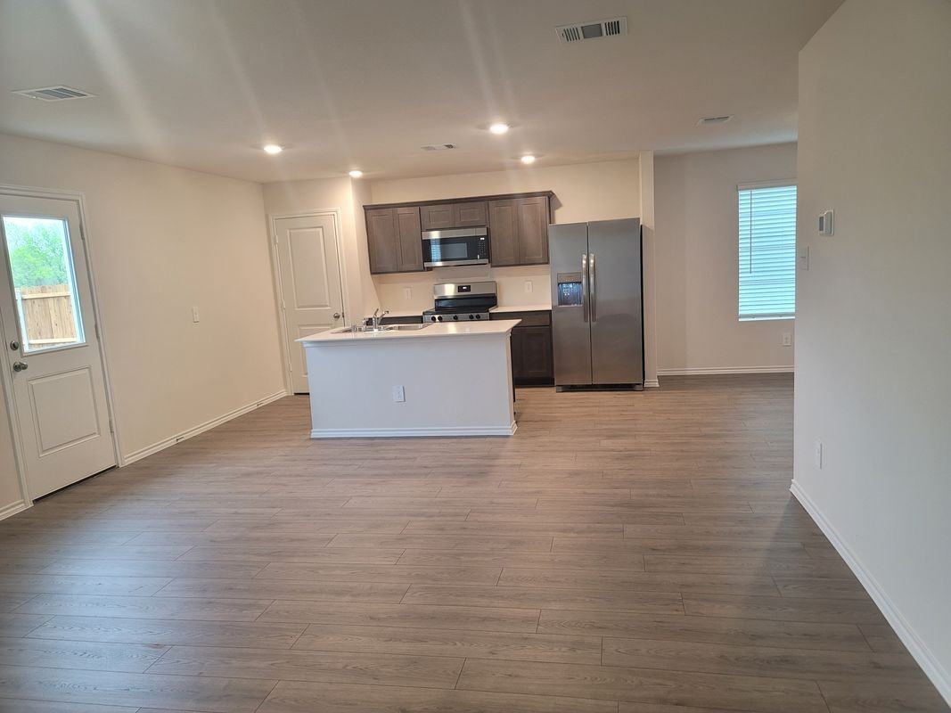 1117 Northfield Drive - Photo 6 of 20