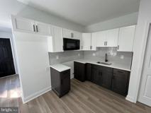 925 W 3rd St - Photo 1 of 1