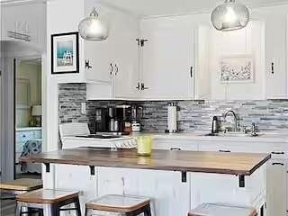 10 Stanton Ave - Photo 4 of 17