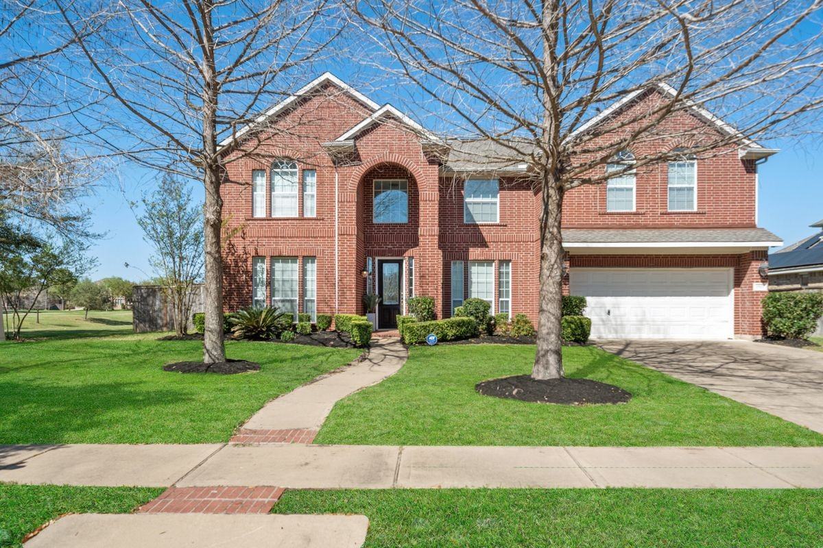 1922 Lake Grayson Dr