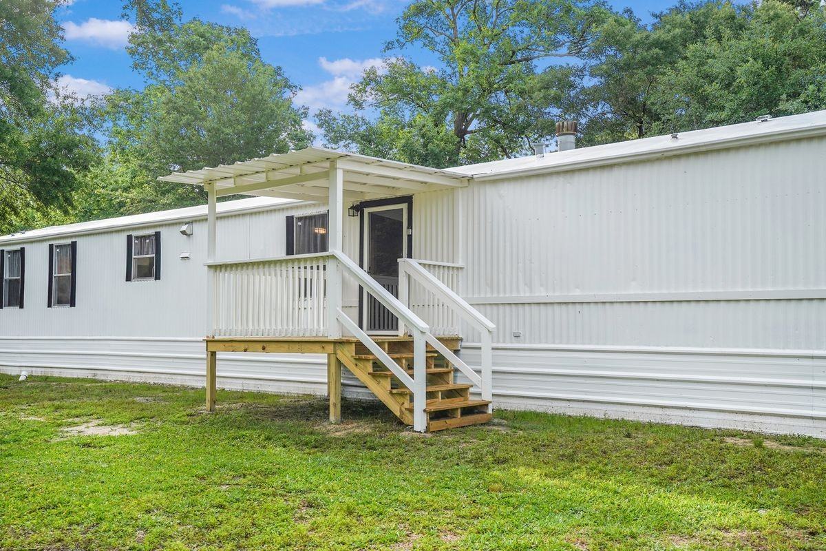 21950 Caney Dr - Photo 2 of 23