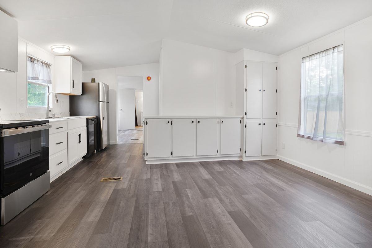 21950 Caney Dr - Photo 4 of 23