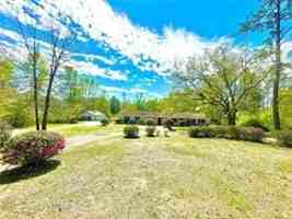 featured image of 13008 Highway 1077