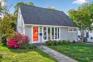 2015 N Woodstock St - Photo 1 of 1