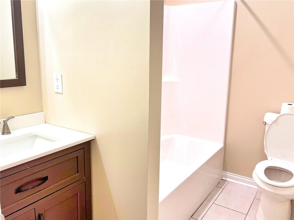 119 Hogan Rd - Photo 6 of 11