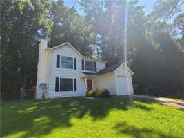 featured image of 3467 Highland Pine Way