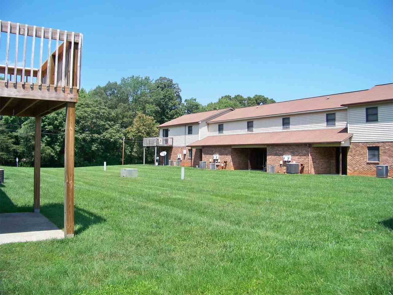 TIMBERLINE APARTMENTS - Photo 3 of 42