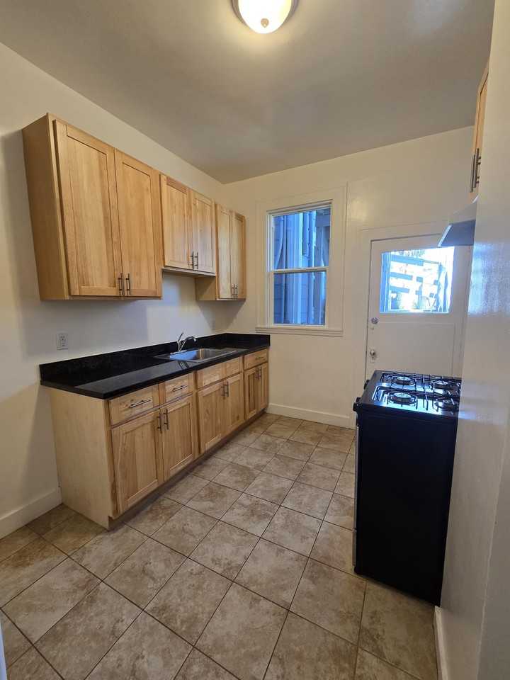 4236 25th St. - Photo 3 of 9