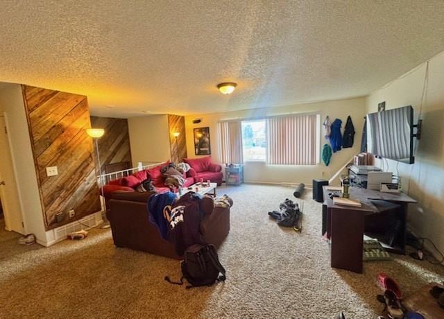 510 North 19th Avenue - Photo 4 of 9