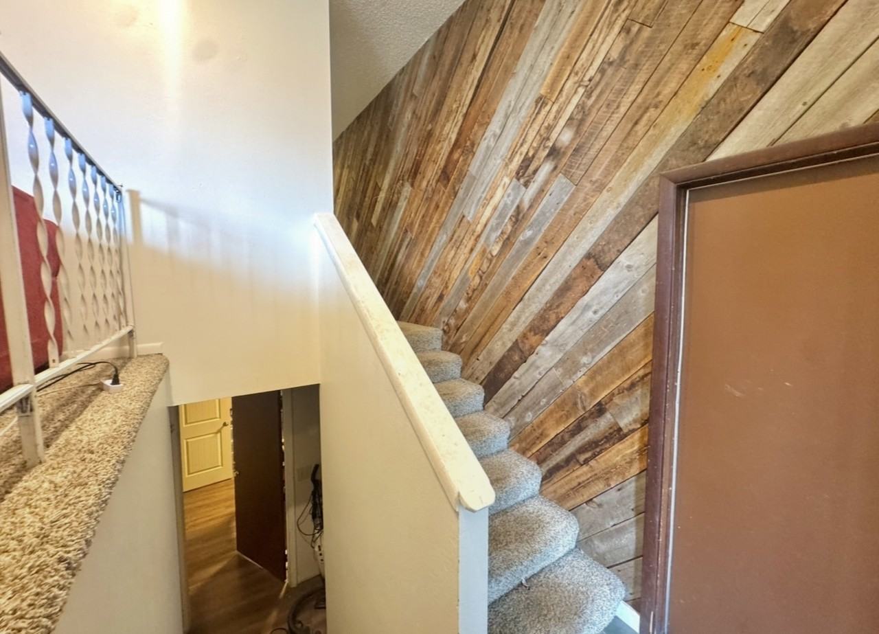 510 North 19th Avenue - Photo 5 of 9