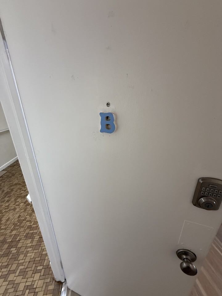 Princess Anne Rd W, 721 - Photo 2 of 6