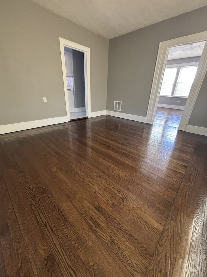 153 DOVER ST NEW HAVEN CT 06513 - Photo 6 of 8