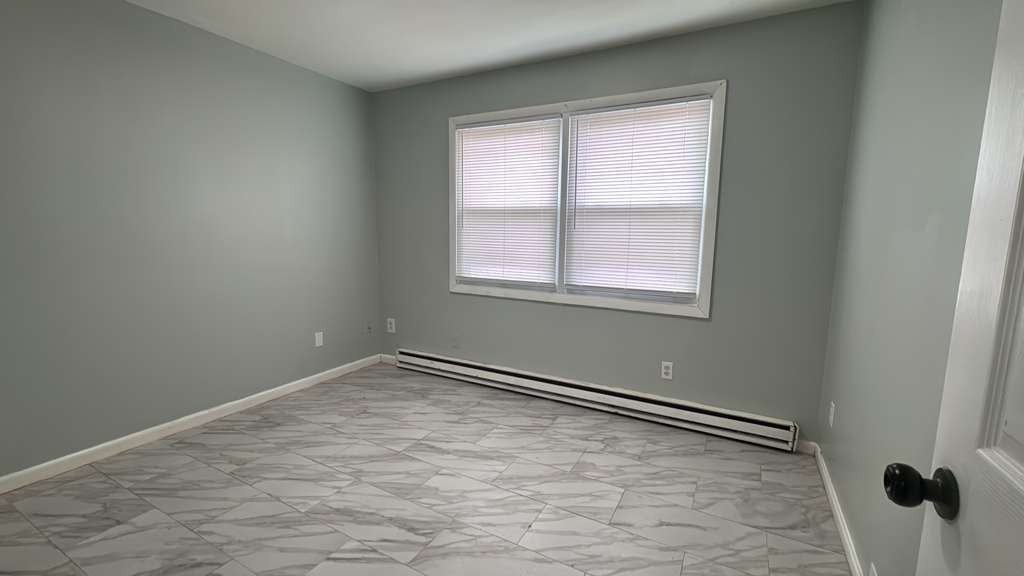560 Main Street - Photo 2 of 30