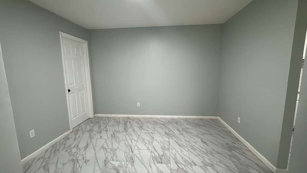 560 Main Street - Photo 4 of 30