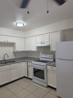 featured image of 1207 E Jarvis Ave