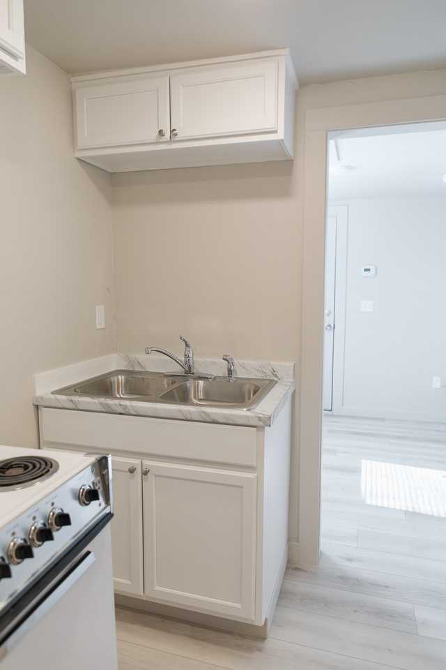 Weimer Property- 439 SE 2nd St. - Photo 7 of 25