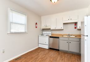 featured image of 105 E Terrace Dr