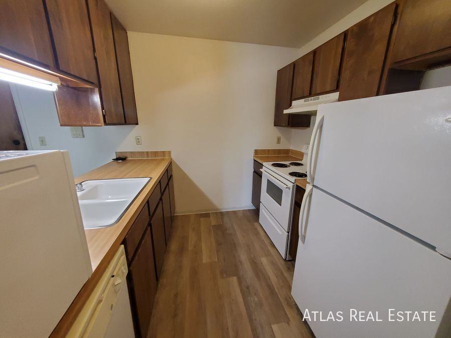 1300 12th Street - Photo 4 of 11