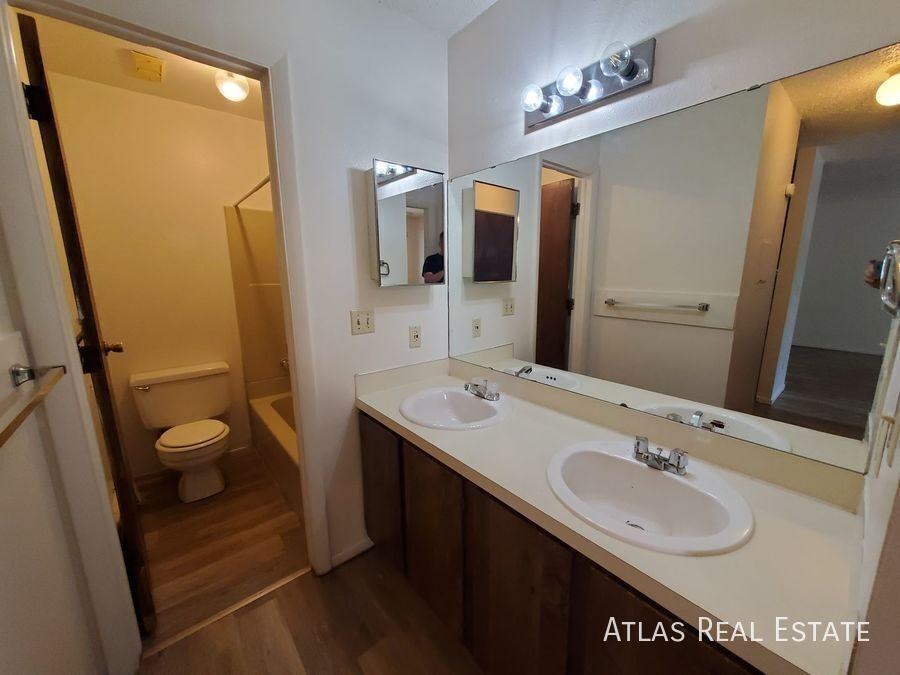 1300 12th Street - Photo 6 of 11