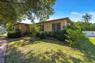 4582 Royal Palm Ave #NA - Photo 1 of 1