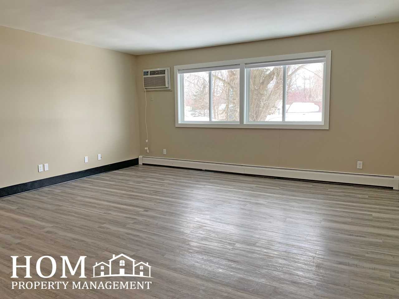 311 E Watonwan St #7 - Photo 3 of 12