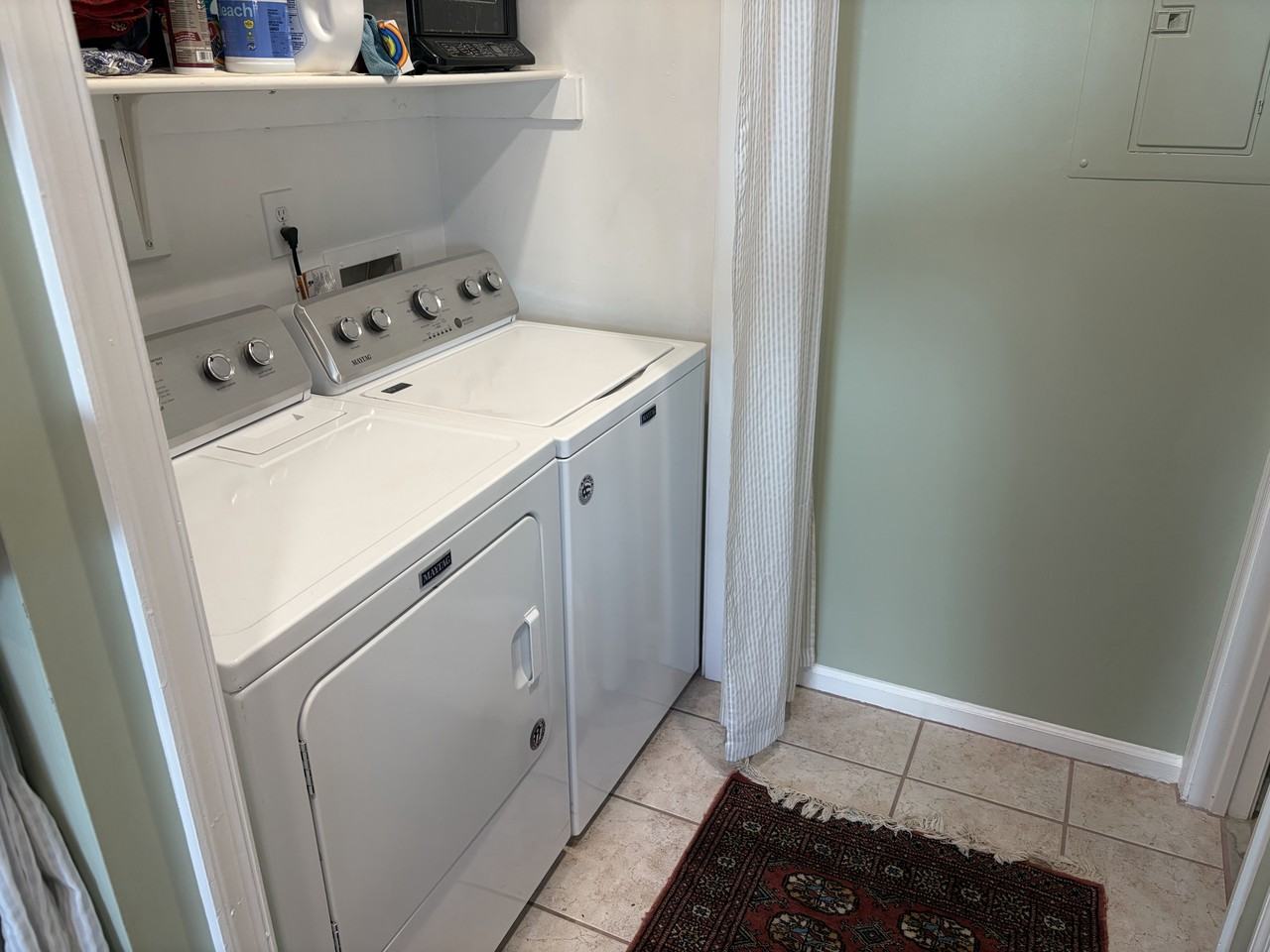 4594 Genoa Cir - Photo 5 of 13