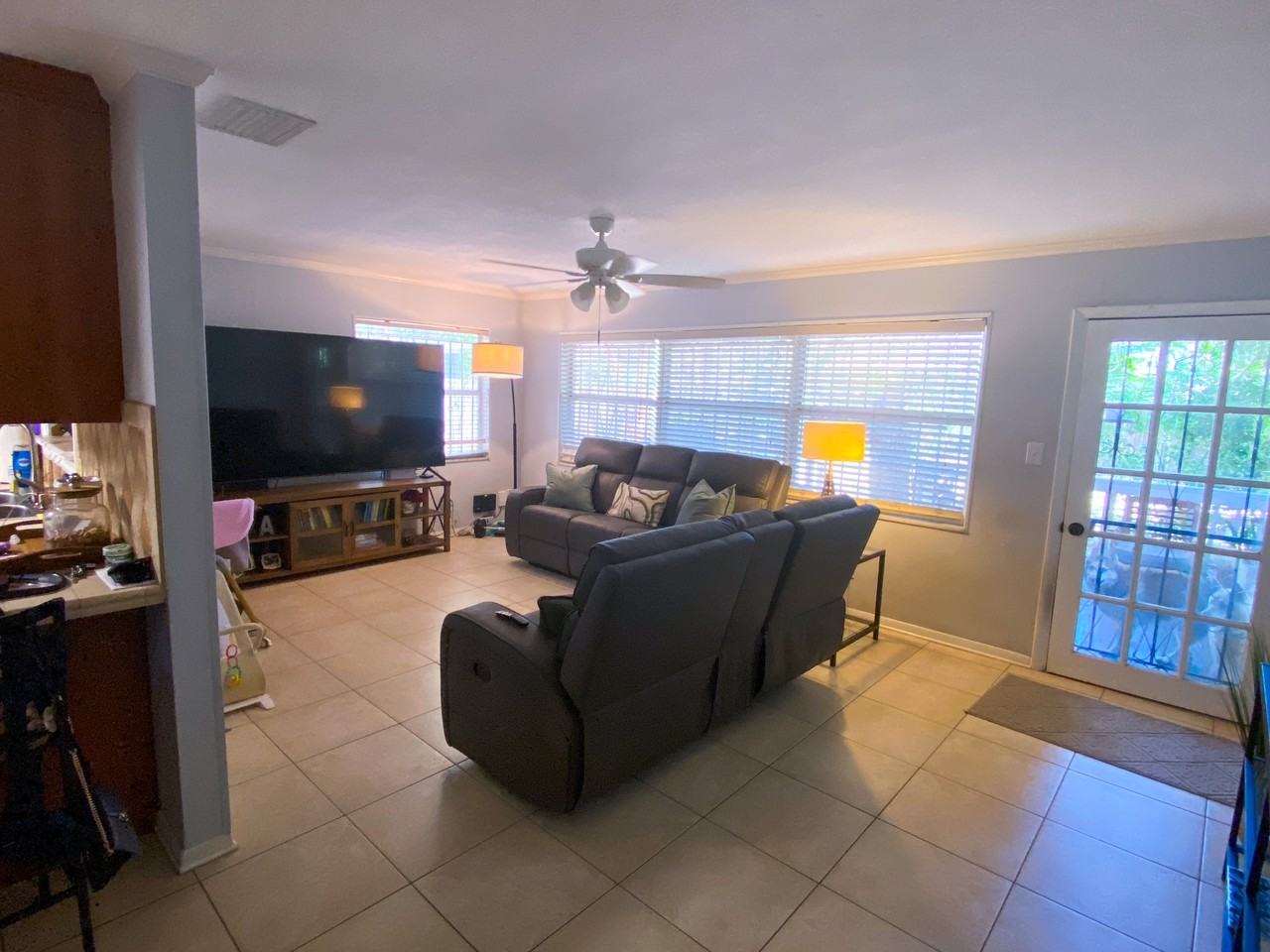 207 N Gomez Ave #NA - Photo 3 of 14