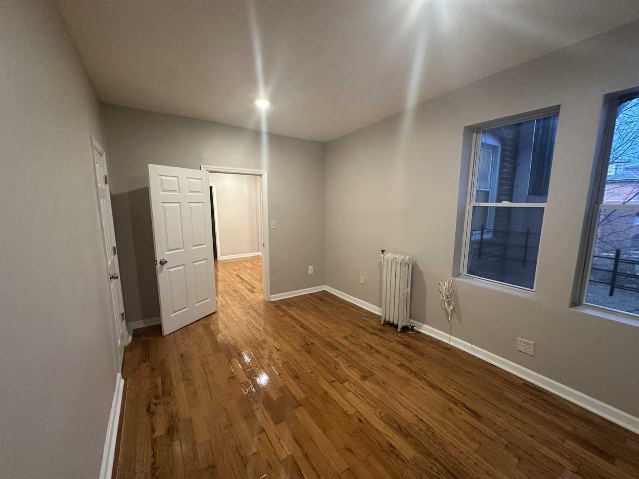 624 Dr Martin Luther King Jr Blvd #17 - Photo 6 of 8